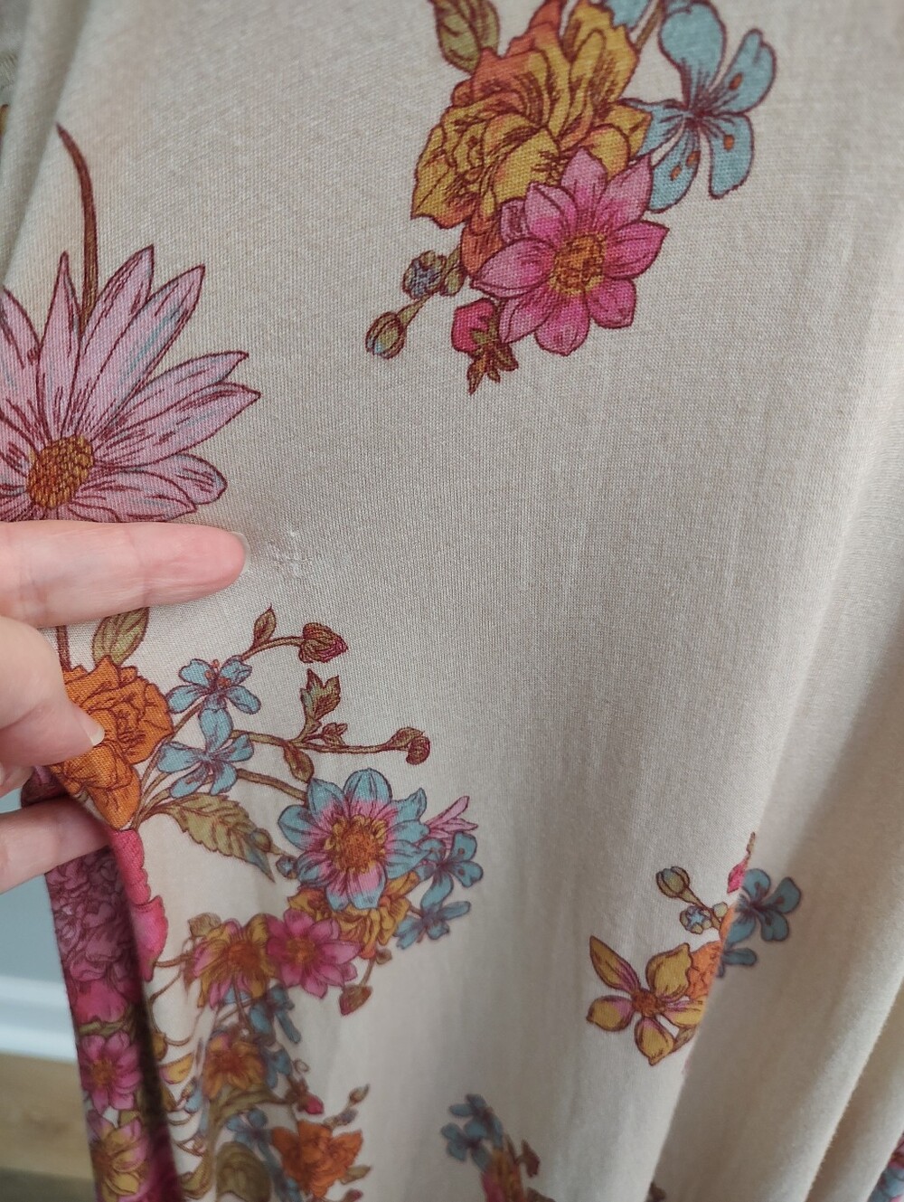 Natural Life ButterSoft Tee Dress English Garden Cream Floral Maxi Medium NWT - Picture 7 of 16